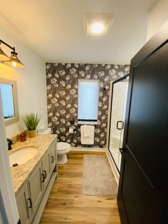 Bathroom_Phillips